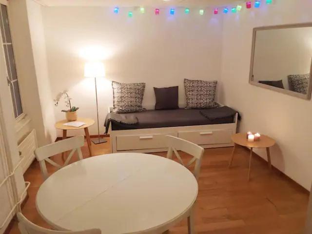 Parking Voiture & Appartement 2Pcs Lausanne Centre Exterior photo